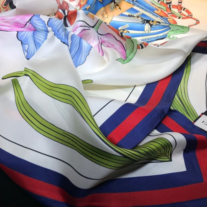 Gucci Scarf GUS00103