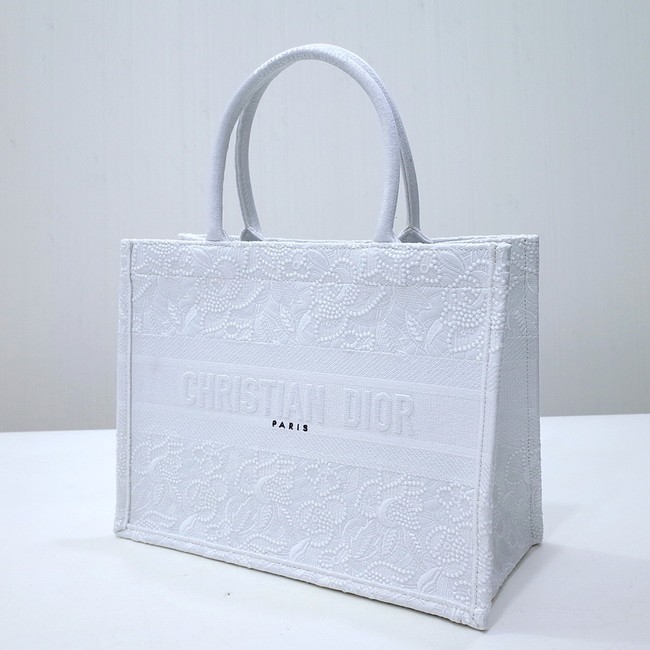 SMALL DIOR BOOK TOTE Embroidery C1287-34 white