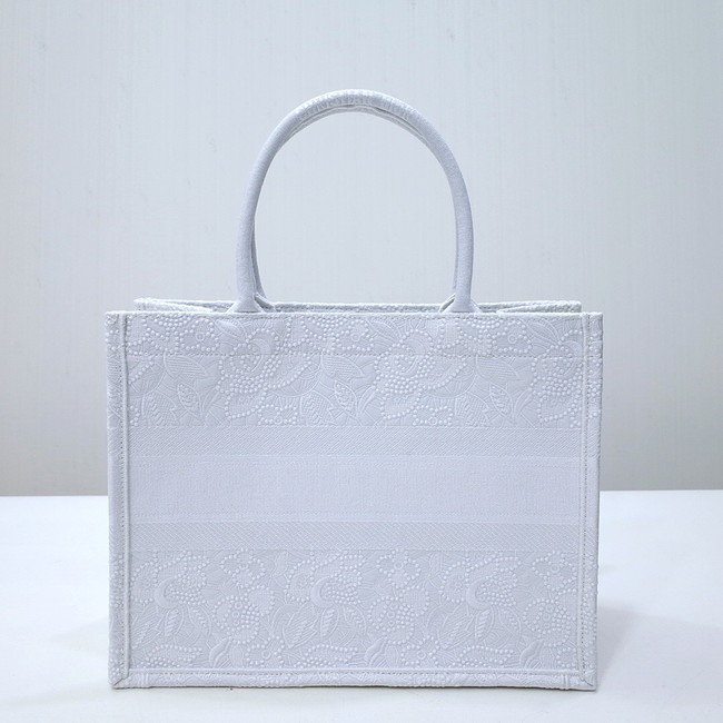 SMALL DIOR BOOK TOTE Embroidery C1287-34 white