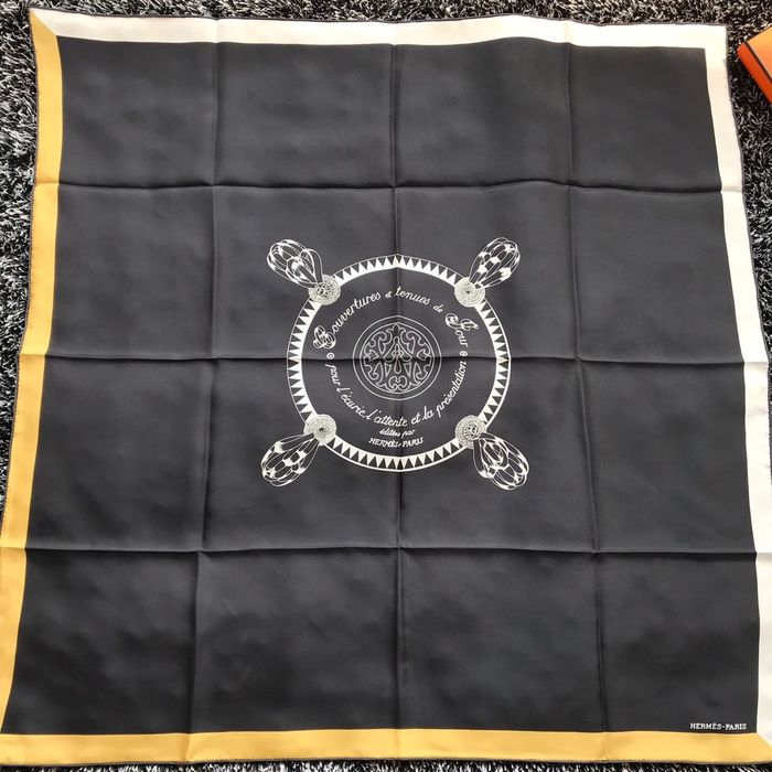 Hermes Scarf HMS00124