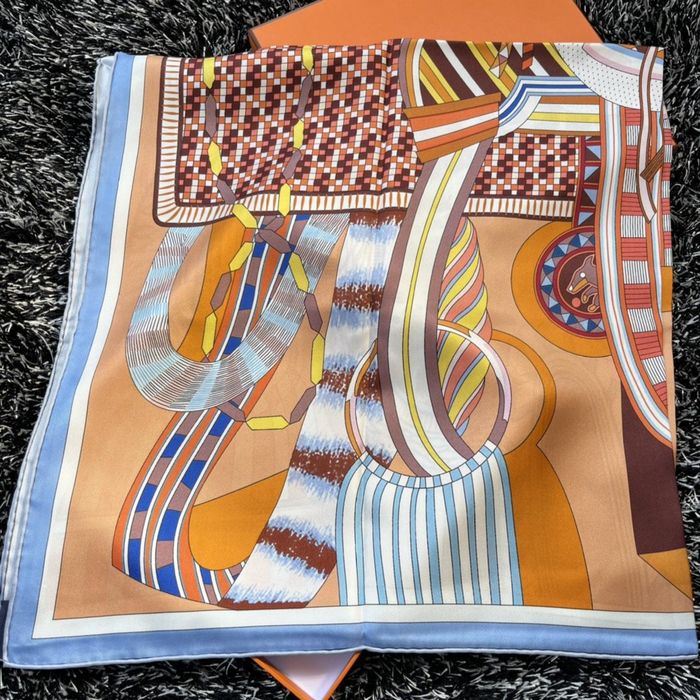 Hermes Scarf HMS00141