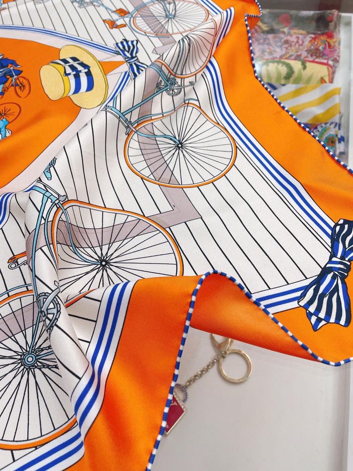 Hermes Scarf HMS00146