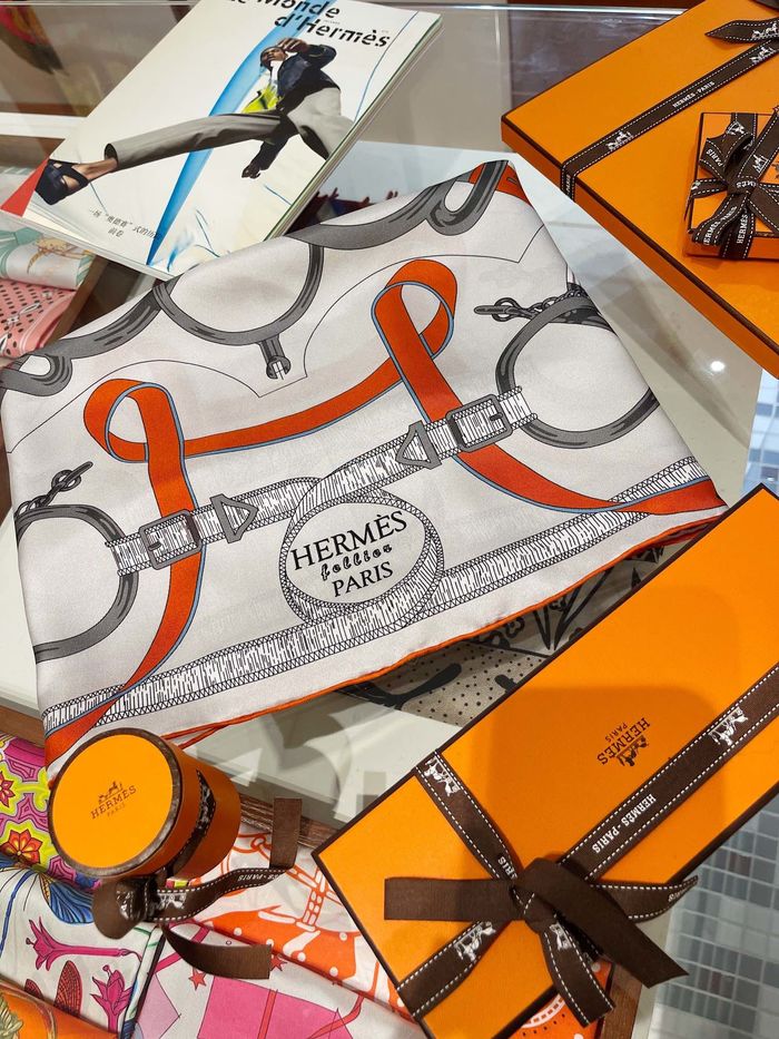 Hermes Scarf HMS00148