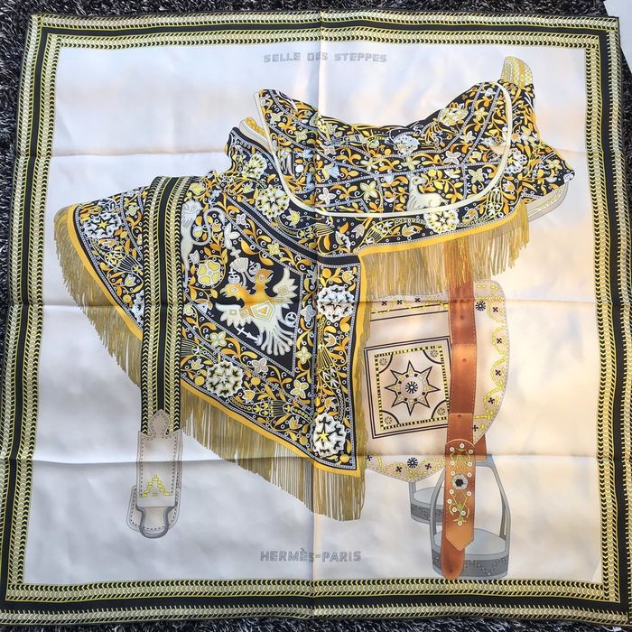 Hermes Scarf HMS00151