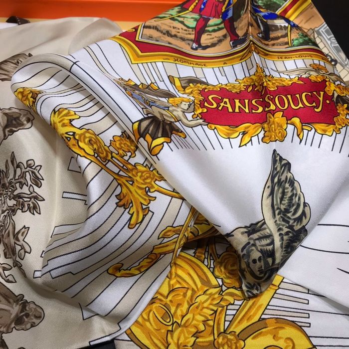 Hermes Scarf HMS00216