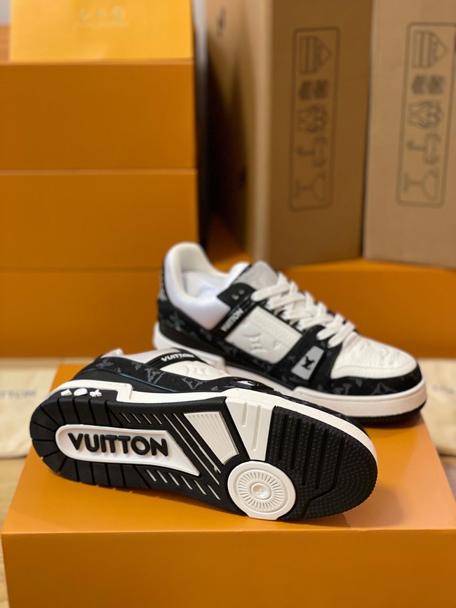 Louis Vuitton Couple sneakers 91109-3