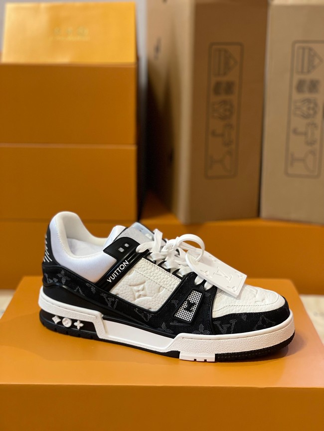 Louis Vuitton Couple sneakers 91109-3