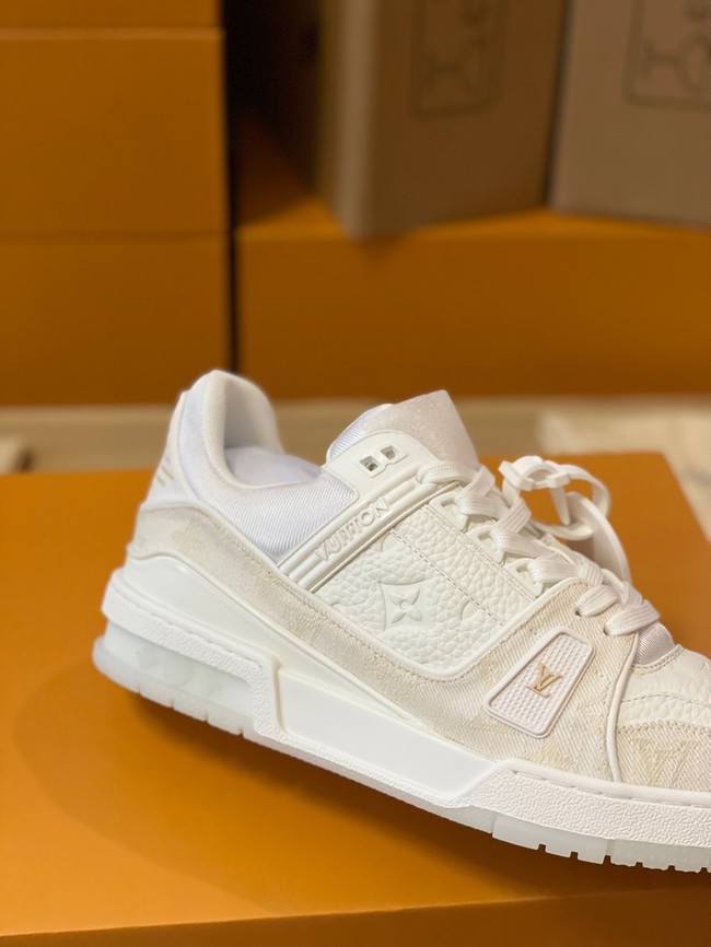 Louis Vuitton Couple sneakers 91109-4