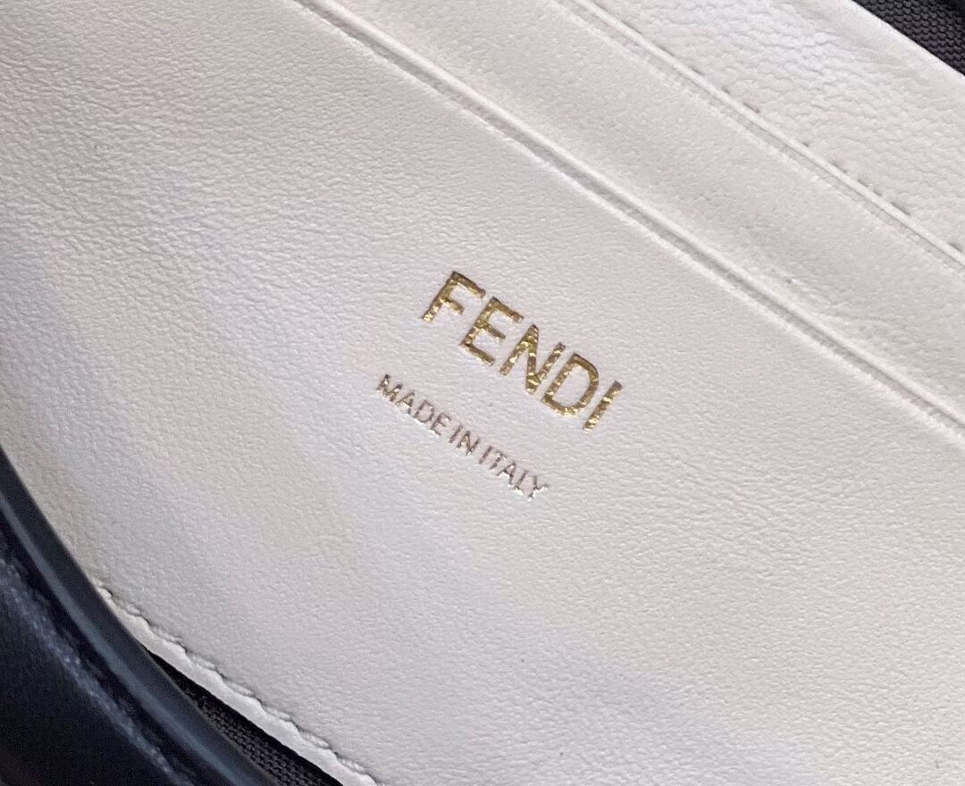 Fendi Baguette Sheepskin bag 8BR6551 Cream & black