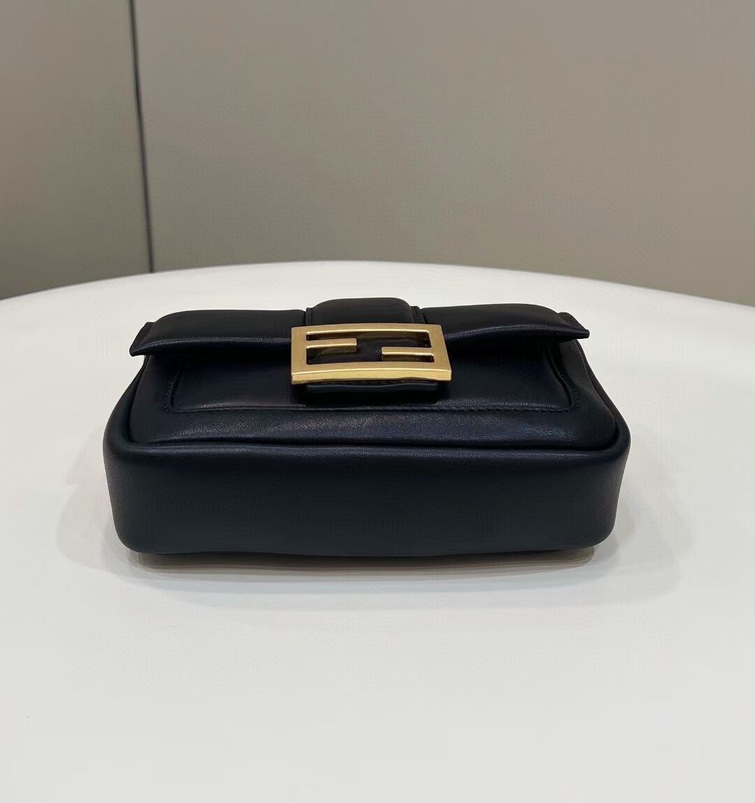 Fendi Baguette Sheepskin bag 8BR6551 black