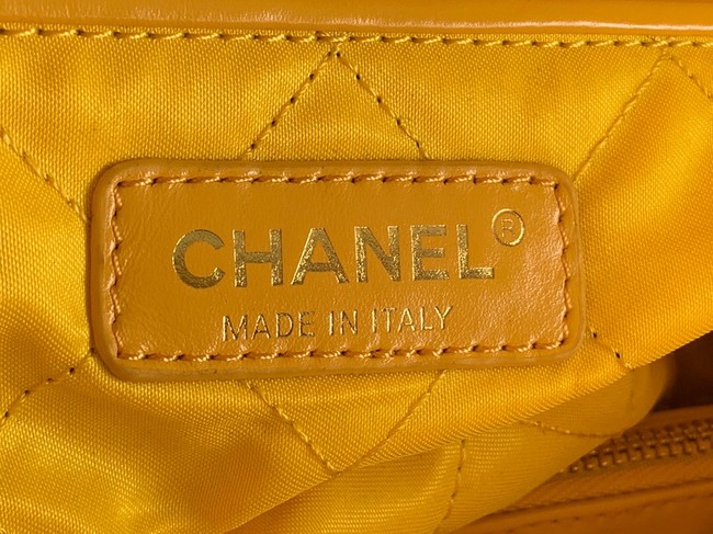 CHANEL 22 HANDBAG Shiny Calfskin & Gold-Tone Metal AS3262 yellow