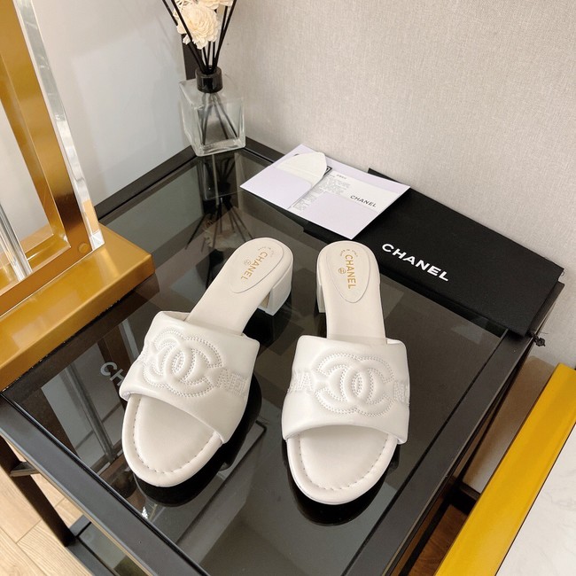 Chanel slipper 61800-1