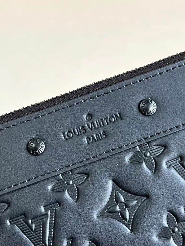 Louis Vuitton DAILY POUCH M81569 Black