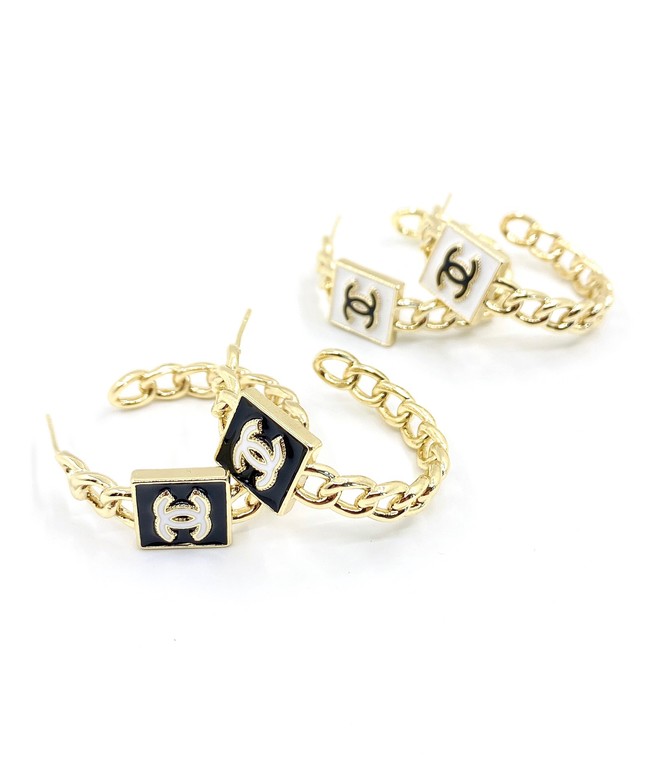 Chanel Earrings CE8626