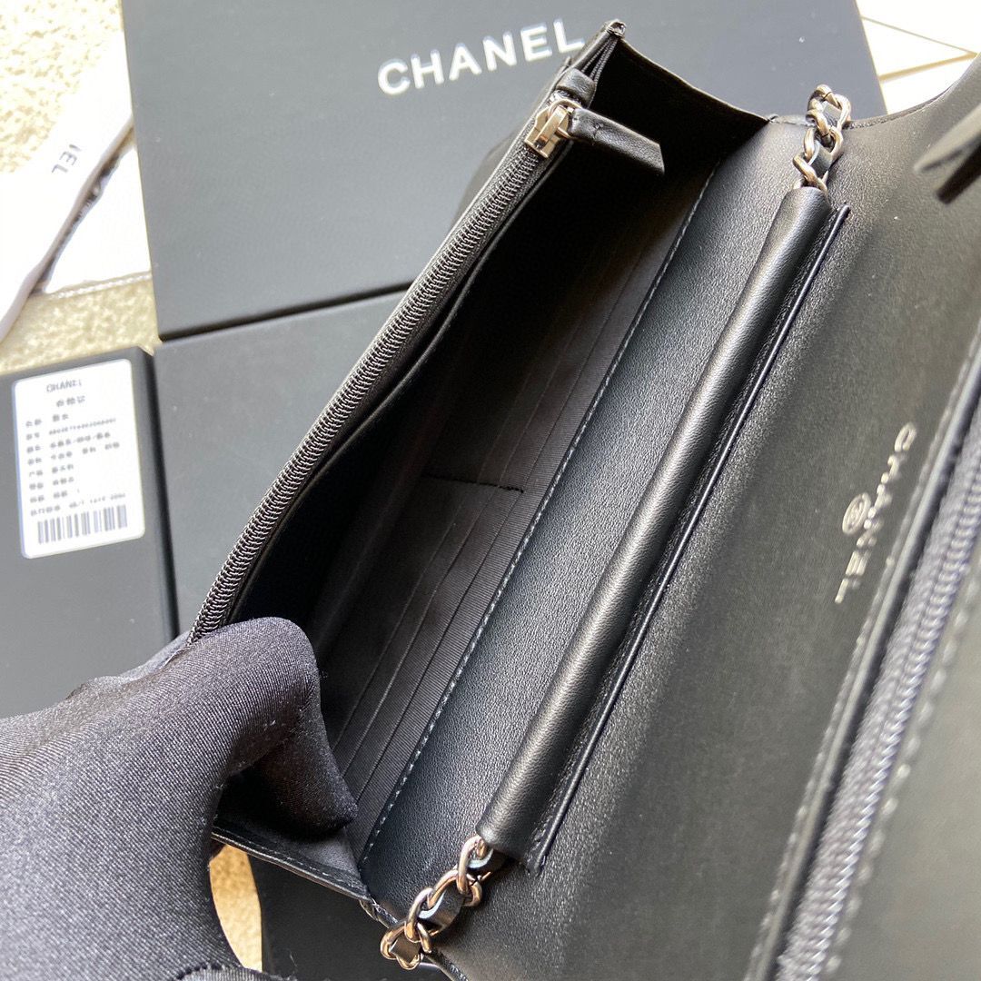 BOY CHANEL Original Wallet on Chain A80287 black