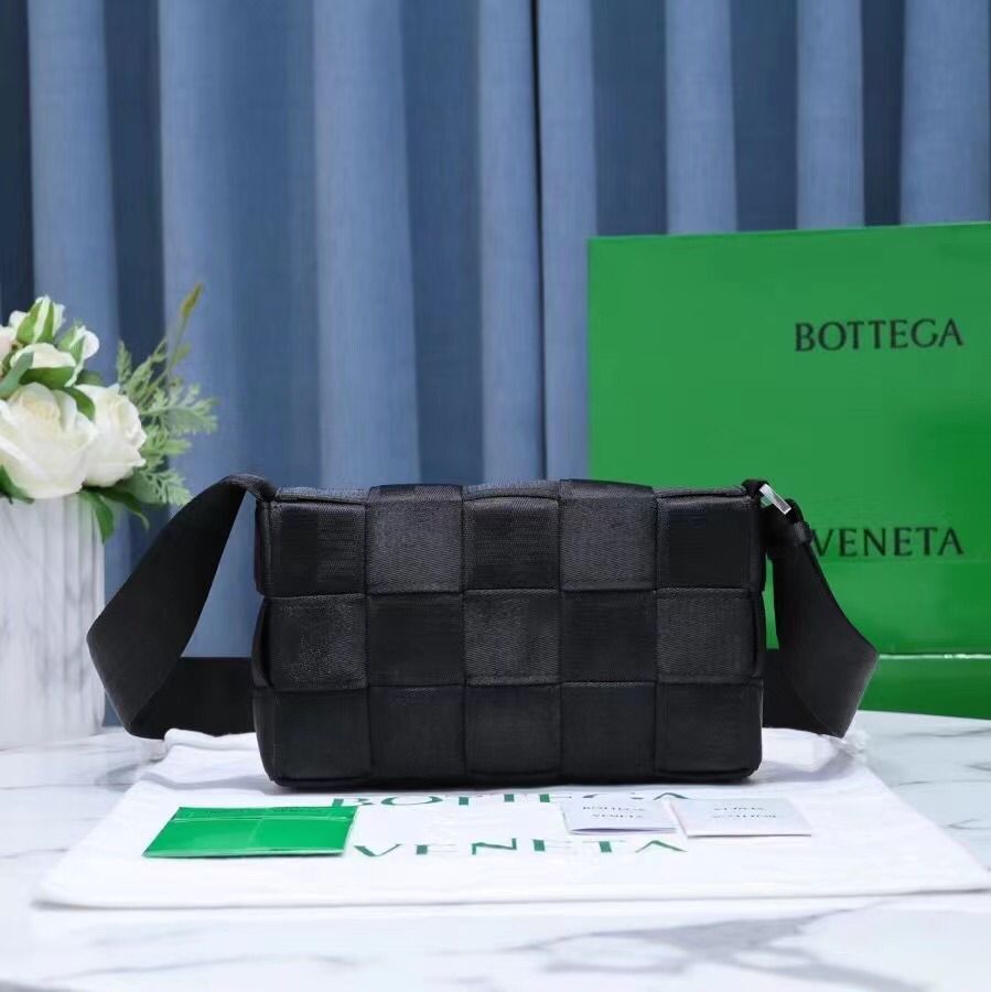 Bottega Veneta CASSETTE 018188 Black