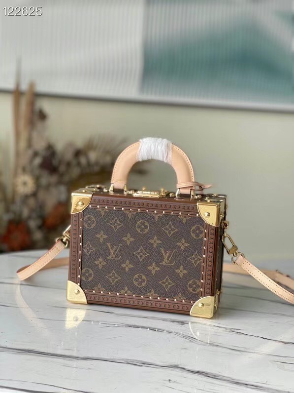 Louis Vuitton PETITE MALLE M45675