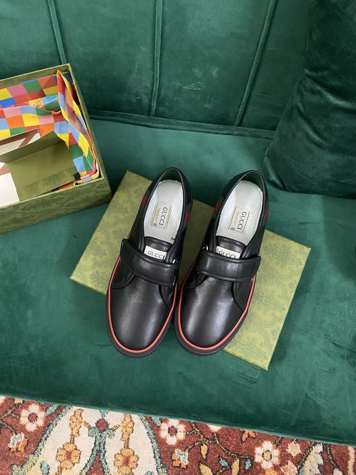 Gucci Couple Shoes GUS00334