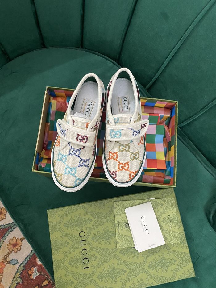 Gucci Couple Shoes GUS00341