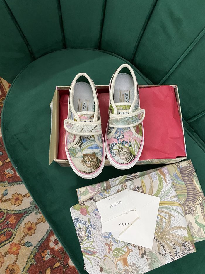 Gucci Couple Shoes GUS00342