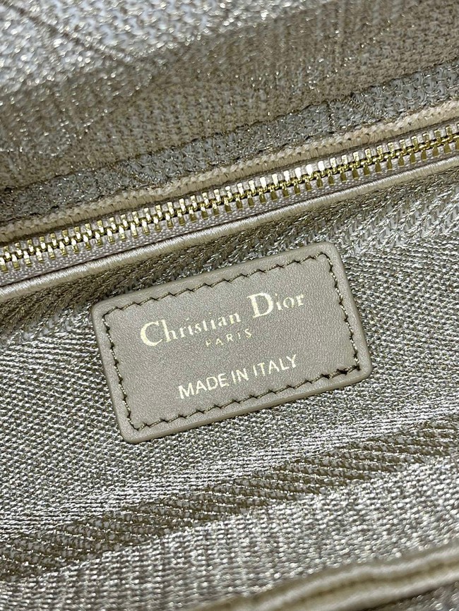 MEDIUM LADY DIOR BAG M0565O light gray