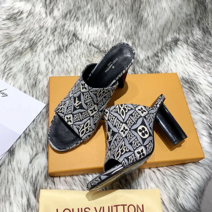 Louis Vuitton Shoes LVS00331 Heel 9CM