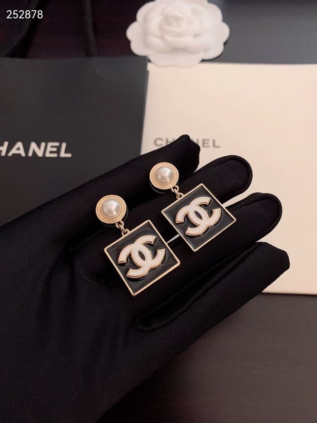 Chanel  Earrings CE8671