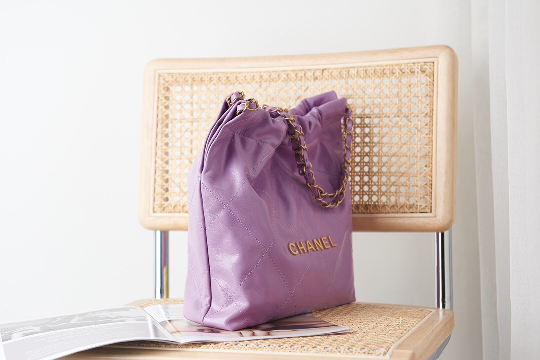 CHANEL 22 HANDBAG AS3260 Purple 