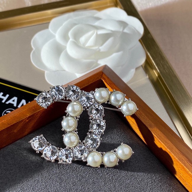 Chanel Brooch CE8885