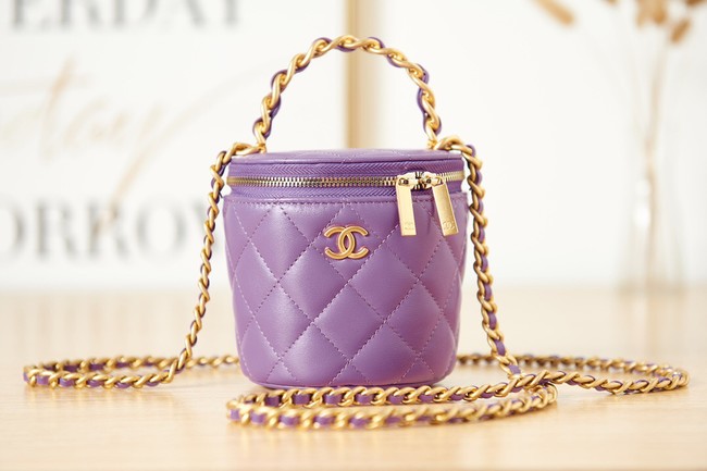 CHANEL VANITY WITH CHAIN Lambskin & Gold-Tone Metal AS2873 Purple