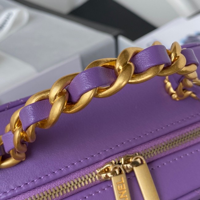 Chanel SMALL VANITY CASE Lambskin & Gold-Tone Metal AS3318 Purple