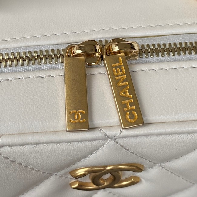 Chanel SMALL VANITY CASE Lambskin & Gold-Tone Metal AS3318 white 