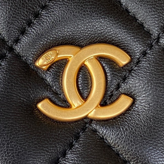 Chanel VANITY CASE Lambskin & Gold-Tone Metal AS3319 black