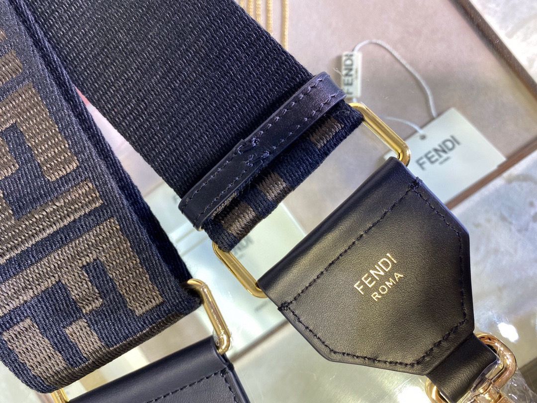 Fendi Strap FF4278 