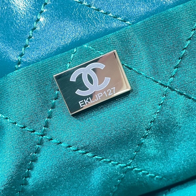 CHANEL 22 HANDBAG AS3262 green