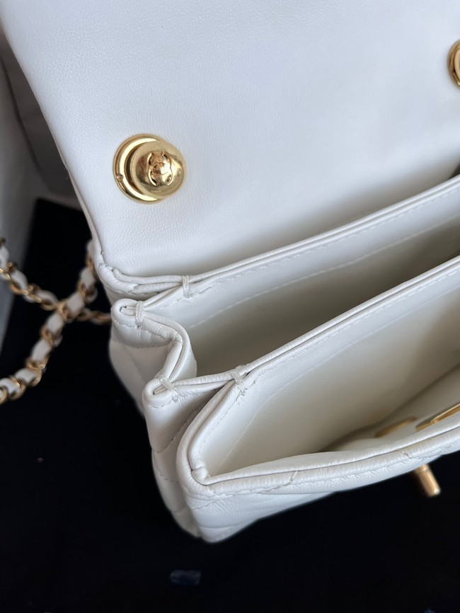 Chanel FLAP BAG Lambskin & Gold-Tone Metal AS3375 white