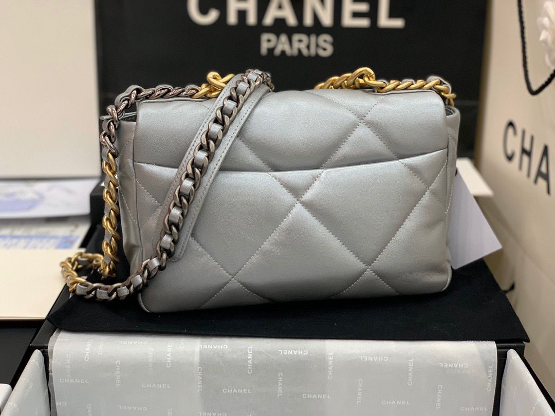 CHANEL Original Lambskin 19 Flap Bag AS1160 AS1161 Silver