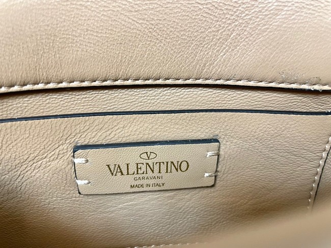 VALENTINO GARAVANI ROMAN STUD Small sheepskin bag 1W2B0L04 Cream apricot