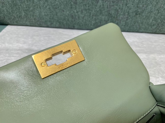 VALENTINO GARAVANI ROMAN STUD Small sheepskin bag 1W2B0L04 light green