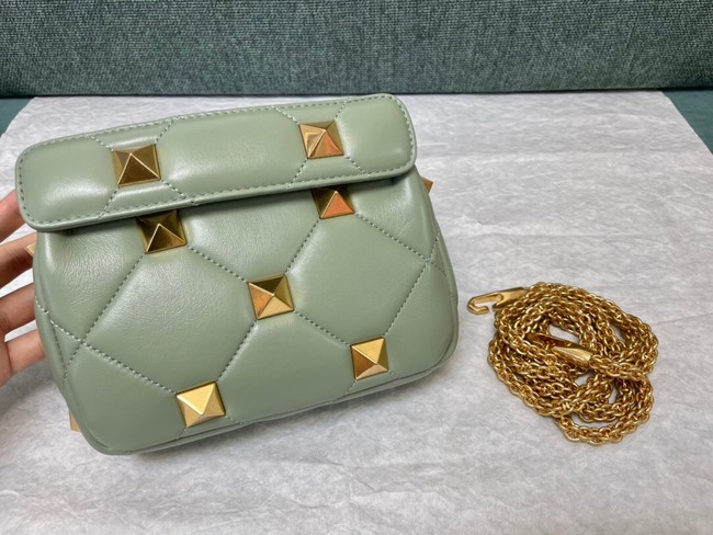 VALENTINO GARAVANI ROMAN STUD Small sheepskin bag 1W2B0L04 light green