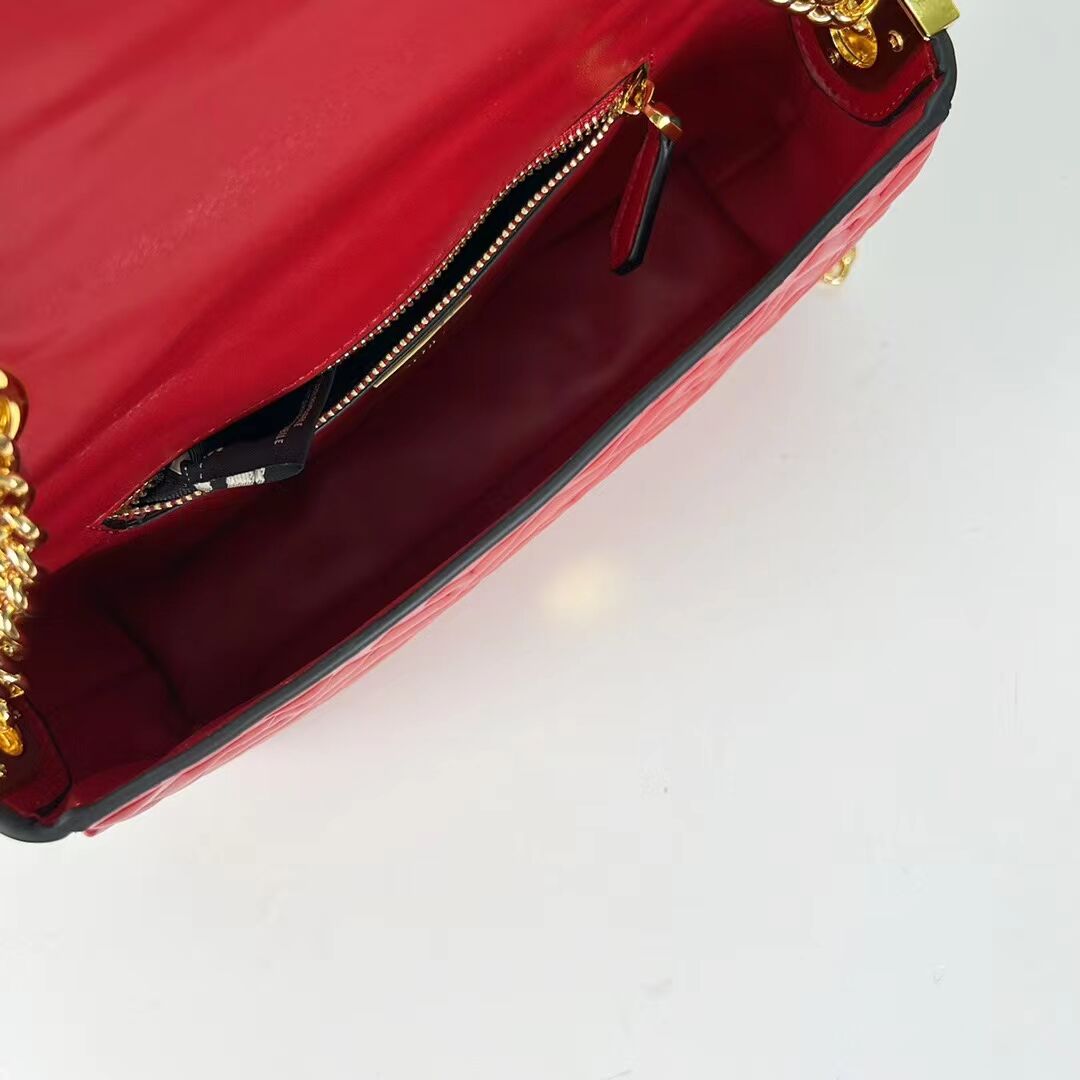 Fendi Baguette nappa leather bag F0881 red