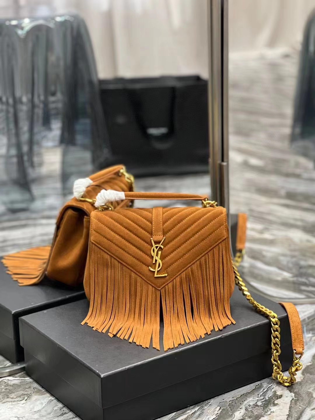 SAINT LAURENT COLLEGE MEDIUM CHAIN BAG IN LIGHT SUEDE WITH FRINGES 5317050 CINNAMON