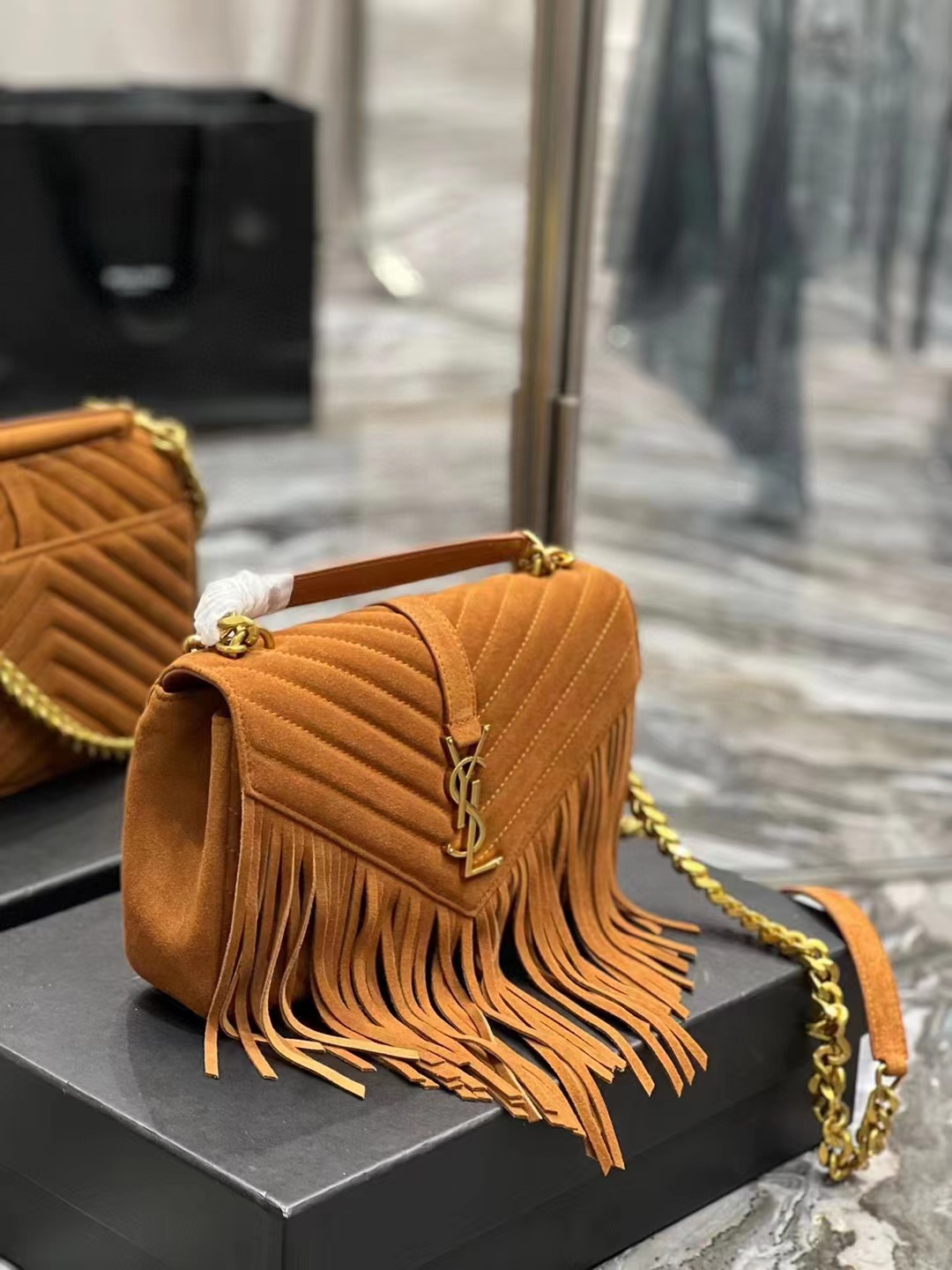 SAINT LAURENT COLLEGE MEDIUM CHAIN BAG IN LIGHT SUEDE WITH FRINGES 5317050 CINNAMON