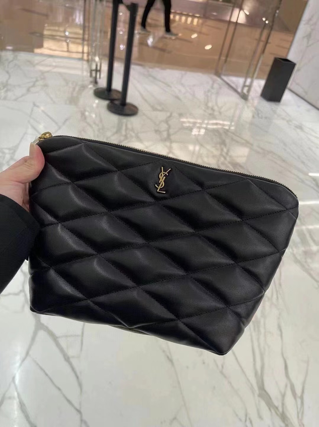 SAINT LAURENT SADE POUCH IN QUILTED LAMBSKIN 6967791 black