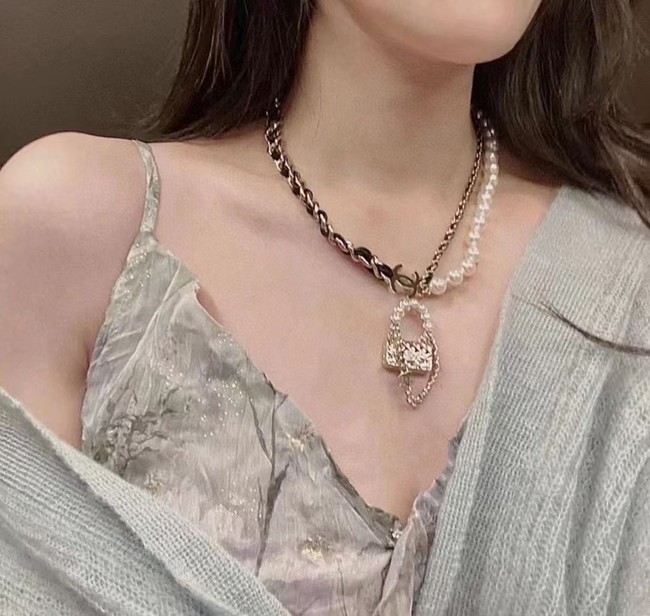 Chanel Necklace CE8996