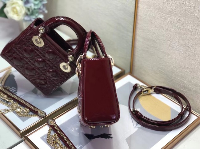 MINI LADY DIOR BAG Patent Cannage Calfskin M0505O burgundy