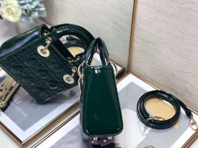 MINI LADY DIOR BAG Patent Cannage Calfskin M0505O green