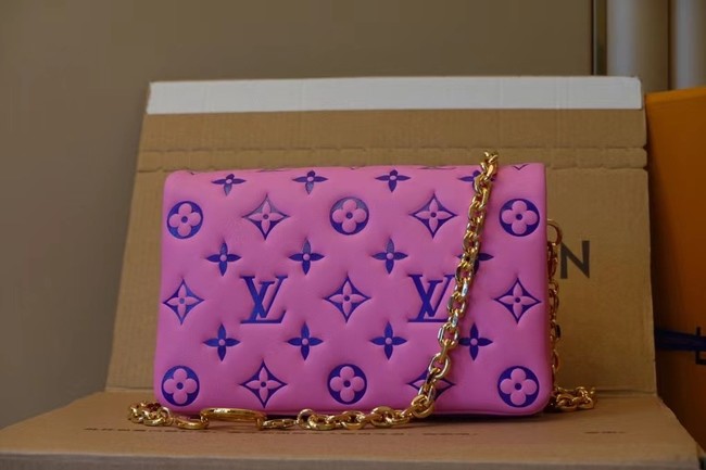 Louis Vuitton POCHETTE COUSSIN M80742 rose