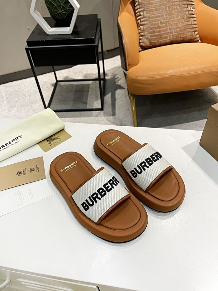 Burberry Shoes BBS00003