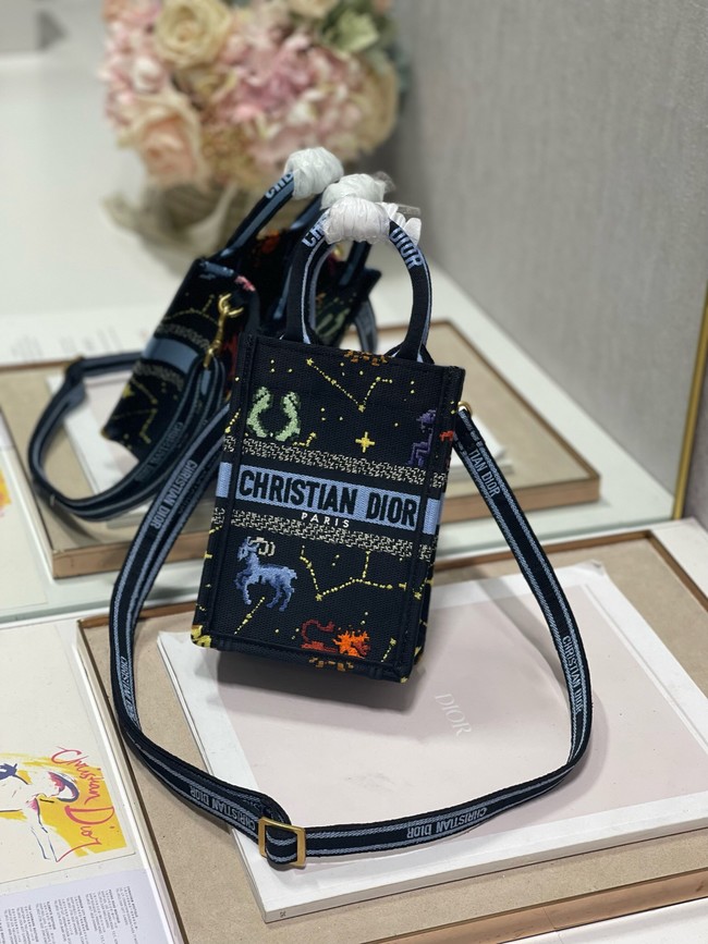 DIOR SMALL BOBBY BAG Embroidery C9002-5